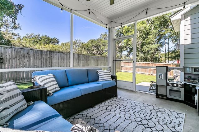 1201 Gannett Road, Mount Pleasant, SC 29464