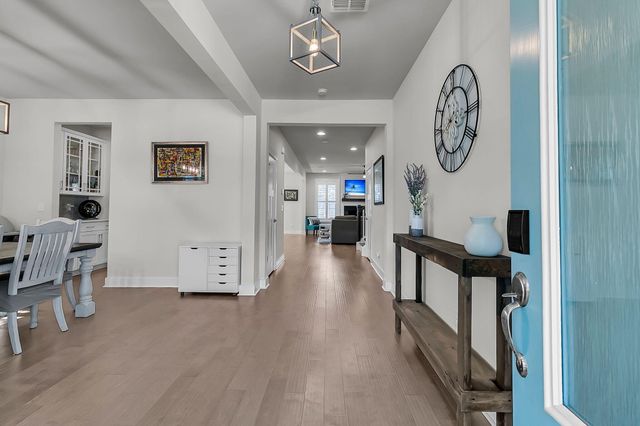 1201 Gannett Road, Mount Pleasant, SC 29464