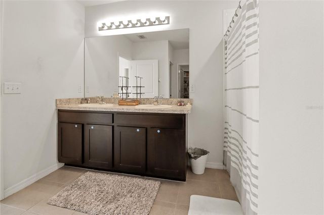 12003 LEDBURY COMMONS DRIVE, Gibsonton, FL 33534