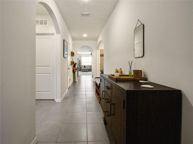 12003 LEDBURY COMMONS DRIVE, Gibsonton, FL 33534