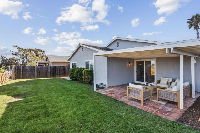 11293 Linares St, San Diego, CA 92129