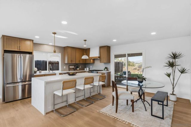 11293 Linares St, San Diego, CA 92129