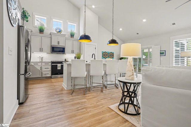 605 Sunwater Drive, Duncan, SC 29334