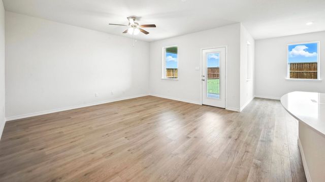 510 Carthage Street, Caddo Mills, TX 75135