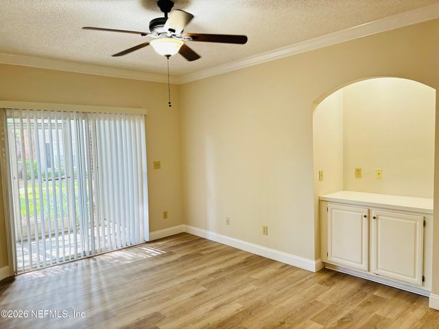 10000 GATE Parkway N 1912, Jacksonville, FL 32246