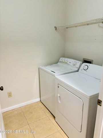 10000 GATE Parkway N 1912, Jacksonville, FL 32246