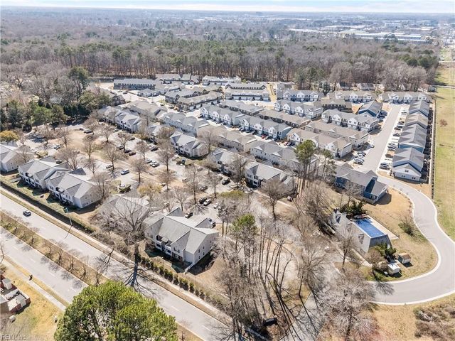 2418 Fieldsway DR, Chesapeake, VA 23320
