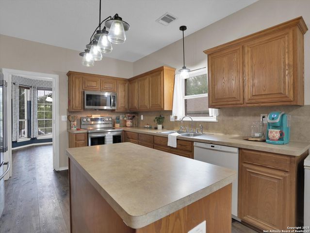 1775 jasons north, New Braunfels, TX 78130