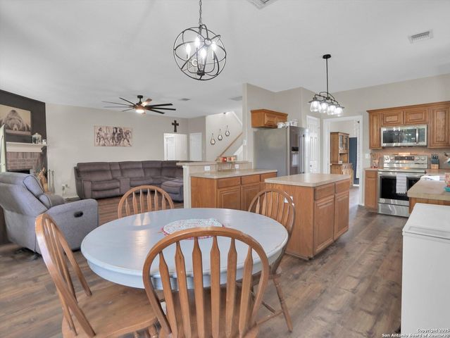 1775 jasons north, New Braunfels, TX 78130