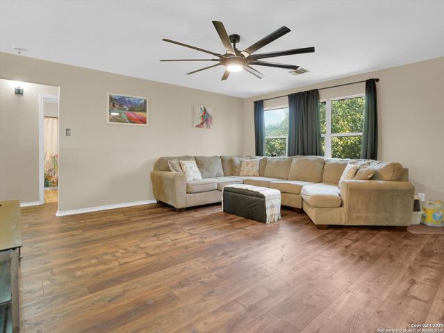 1775 jasons north, New Braunfels, TX 78130