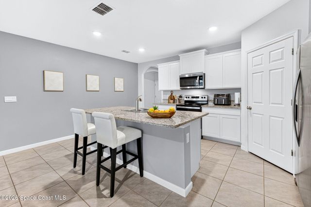 1581 Mineral Loop Drive NW, Palm Bay, FL 32907