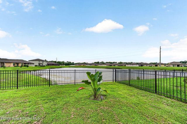 1581 Mineral Loop Drive NW, Palm Bay, FL 32907