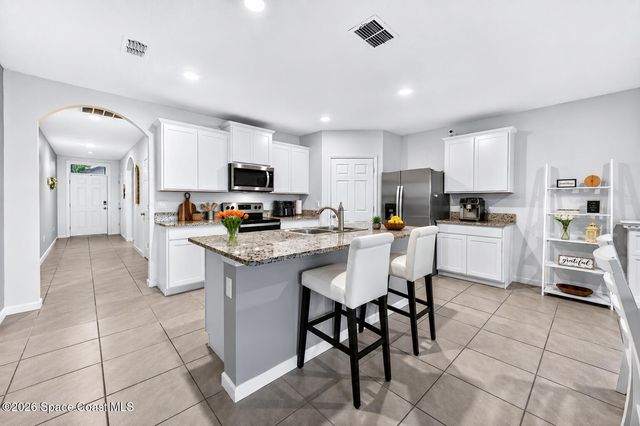 1581 Mineral Loop Drive NW, Palm Bay, FL 32907