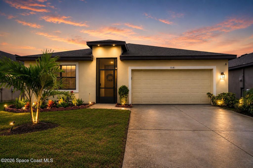 1581 Mineral Loop Drive NW, Palm Bay, FL 32907