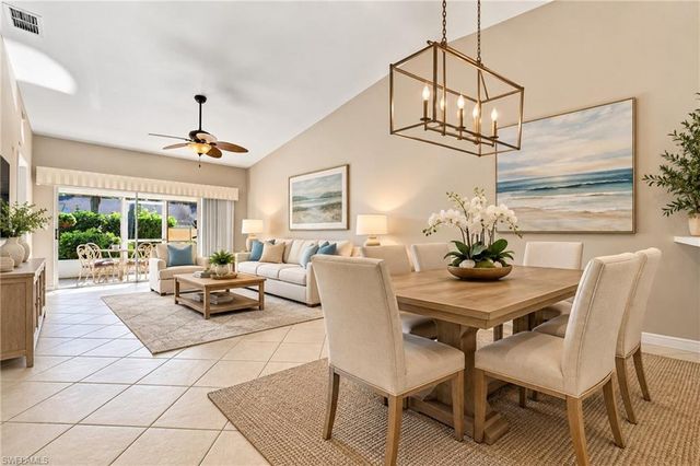 10808 King George LN 2602, Naples, FL 34109