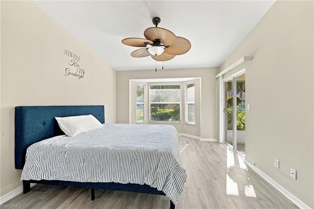 10808 King George LN 2602, Naples, FL 34109