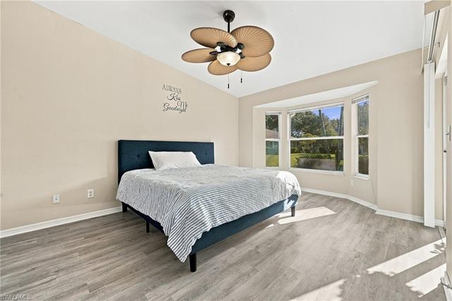 10808 King George LN 2602, Naples, FL 34109