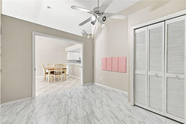 10808 King George LN 2602, Naples, FL 34109
