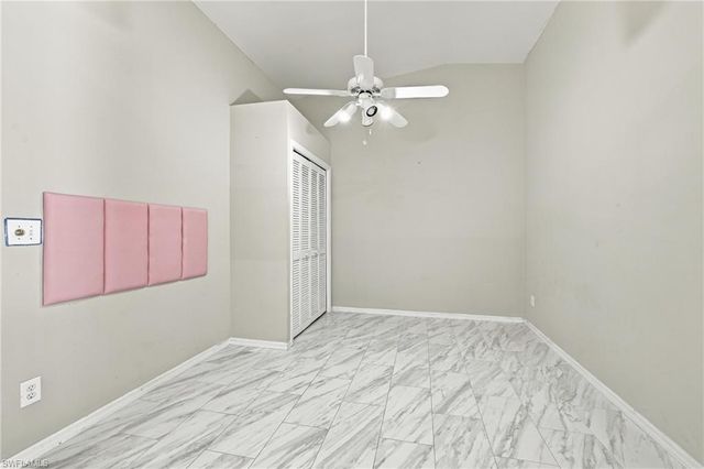 10808 King George LN 2602, Naples, FL 34109