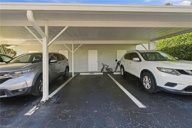 10808 King George LN 2602, Naples, FL 34109