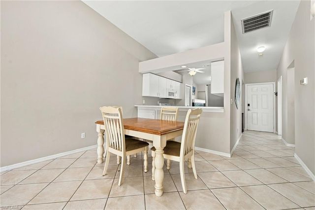 10808 King George LN 2602, Naples, FL 34109