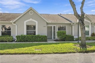10808 King George LN 2602, Naples, FL 34109