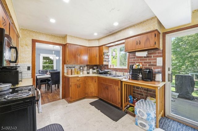 65 Marshall Hill Rd, West Milford Twp., NJ 07480
