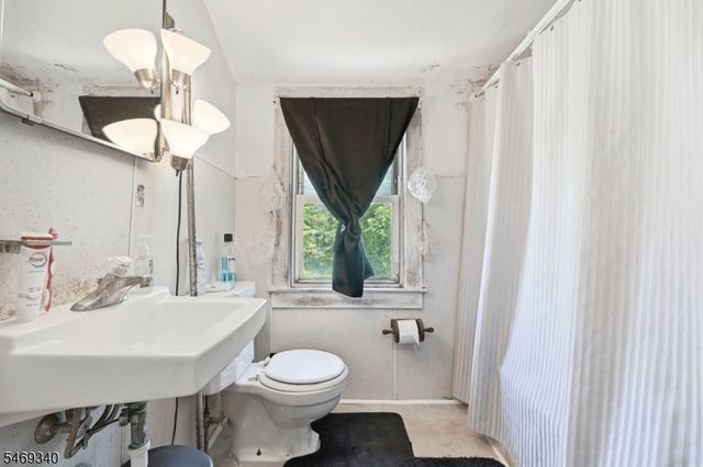 65 Marshall Hill Rd, West Milford Twp., NJ 07480