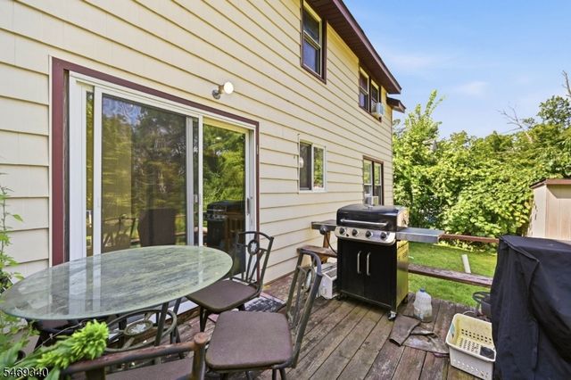 65 Marshall Hill Rd, West Milford Twp., NJ 07480