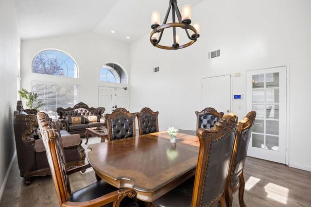 4713 Country Hills Drive, Antioch, CA 94531