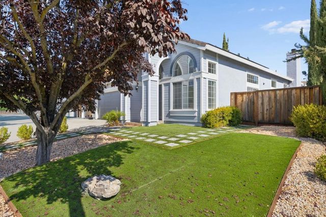 4713 Country Hills Drive, Antioch, CA 94531