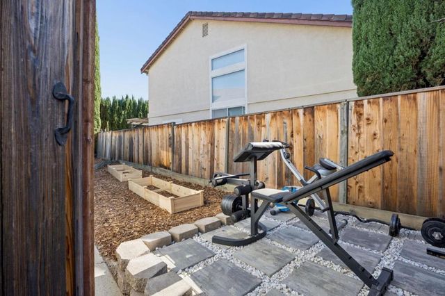 4713 Country Hills Drive, Antioch, CA 94531