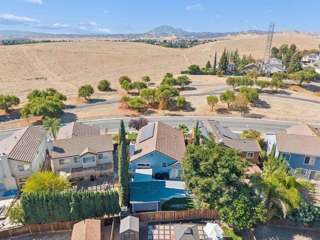 4713 Country Hills Drive, Antioch, CA 94531
