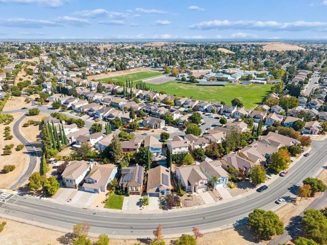 4713 Country Hills Drive, Antioch, CA 94531