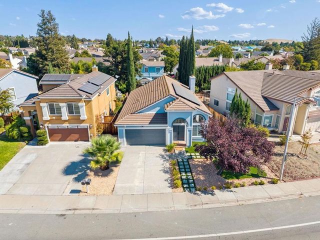 4713 Country Hills Drive, Antioch, CA 94531