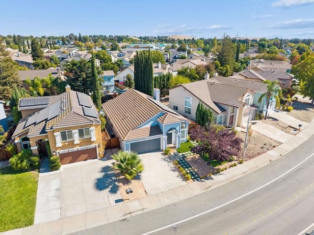 4713 Country Hills Drive, Antioch, CA 94531
