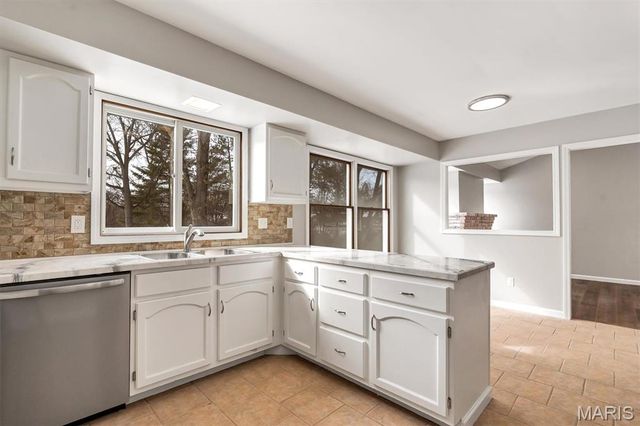 14741 Mondoubleau Lane, Florissant, MO 63034