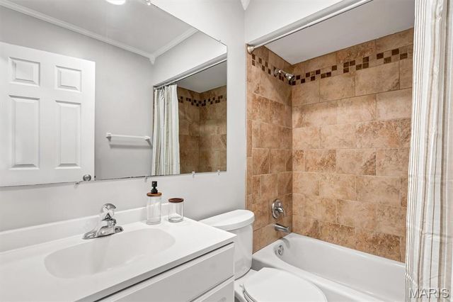 14741 Mondoubleau Lane, Florissant, MO 63034