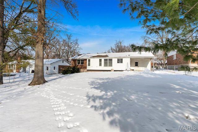 14741 Mondoubleau Lane, Florissant, MO 63034