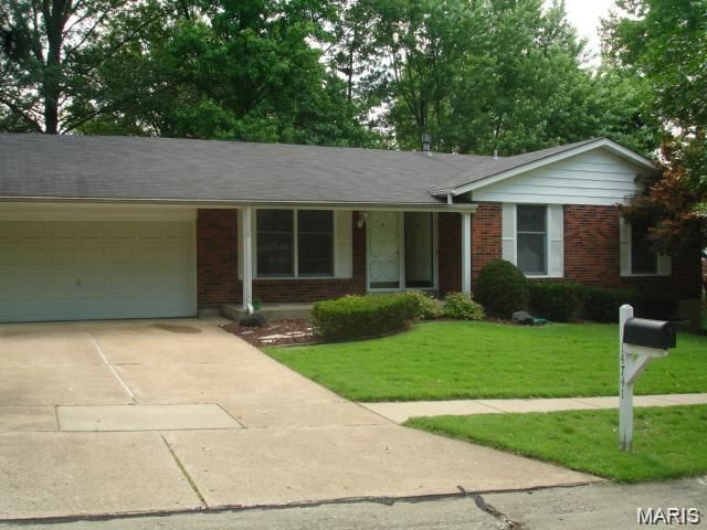 14741 Mondoubleau Lane, Florissant, MO 63034