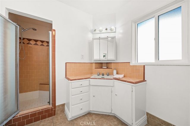 5500 California, Long Beach, CA 90805