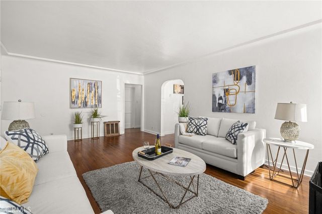 5500 California, Long Beach, CA 90805