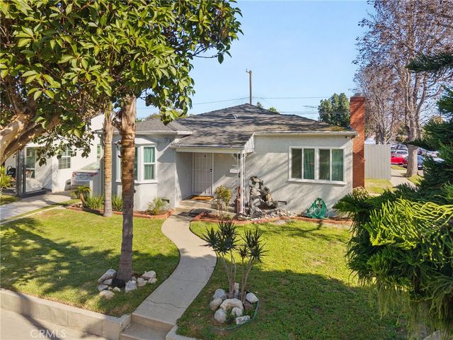 5500 California, Long Beach, CA 90805
