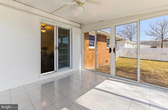 354 MEMORIAL AVE, Gibbstown, NJ 08027