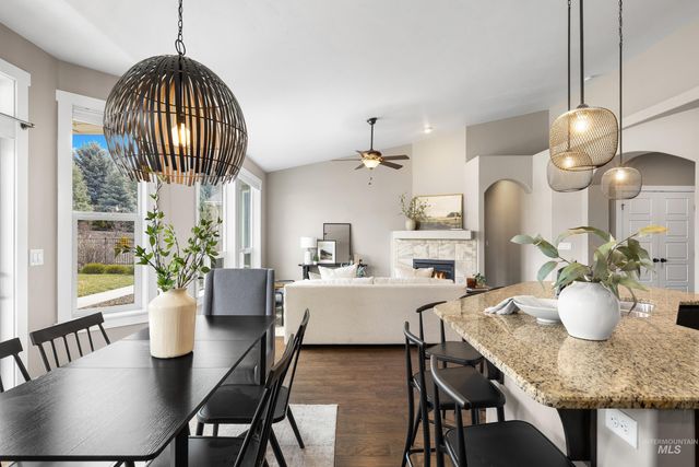 5898 W Galloway St, Boise, ID 83714