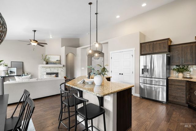 5898 W Galloway St, Boise, ID 83714