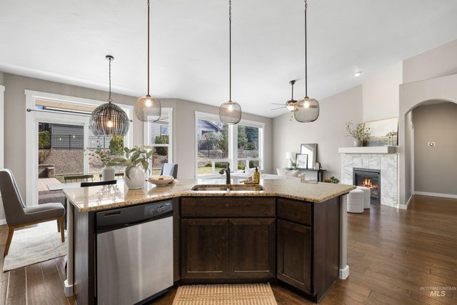 5898 W Galloway St, Boise, ID 83714