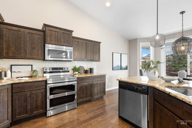 5898 W Galloway St, Boise, ID 83714