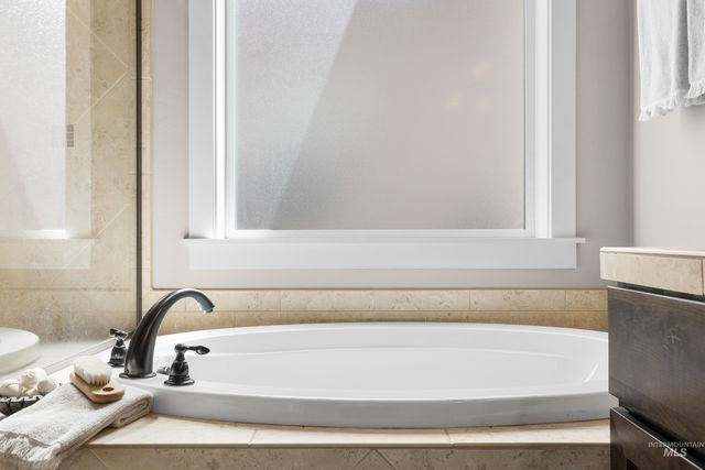 5898 W Galloway St, Boise, ID 83714