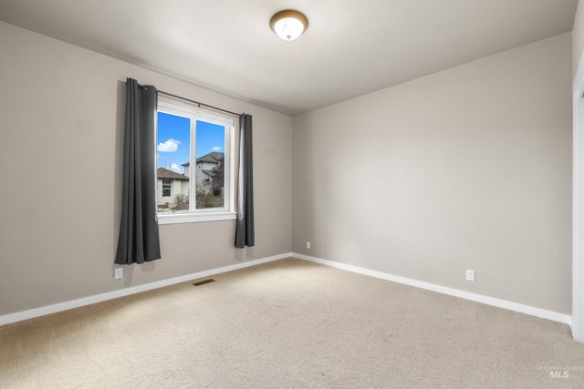 5898 W Galloway St, Boise, ID 83714